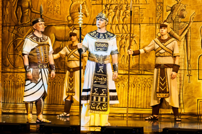 000-AIDA-1-06-10-26